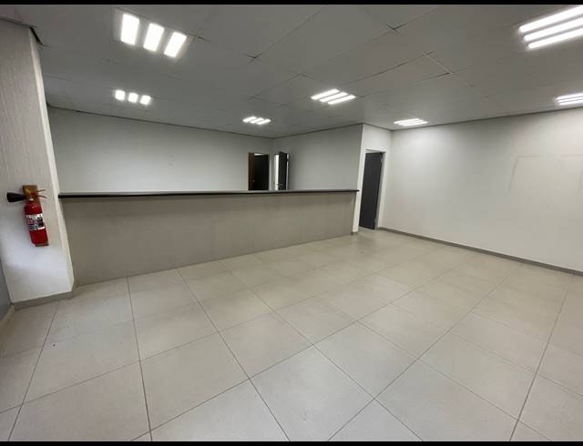 216M² OFFICE TO LET IN ROSEBANK